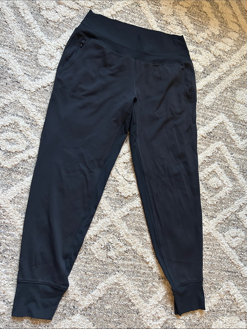 Athleta Black Venice High Rise Jogger size large/Tall